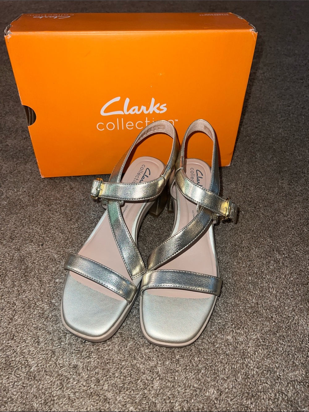 Clarks Jaylan Sol Dress Sandals in Champagne